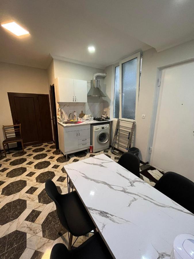 Apartament Hello 2 Tbilisi Zewnętrze zdjęcie